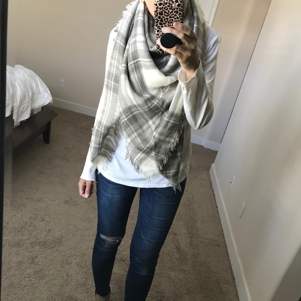 Grey plaid blanket scarf